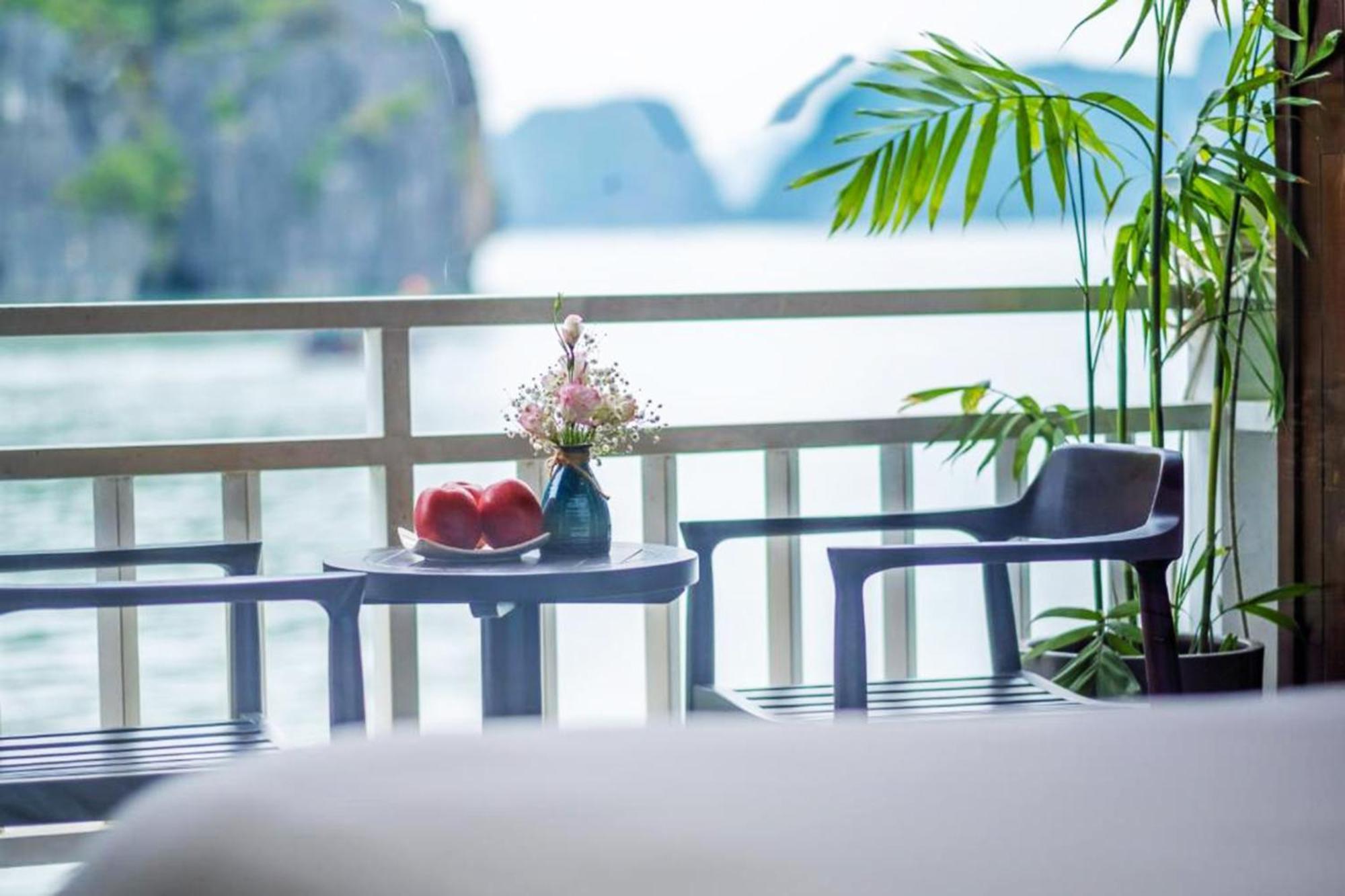 Halong Arcadia Cruise Hotell Ha Long Exteriör bild