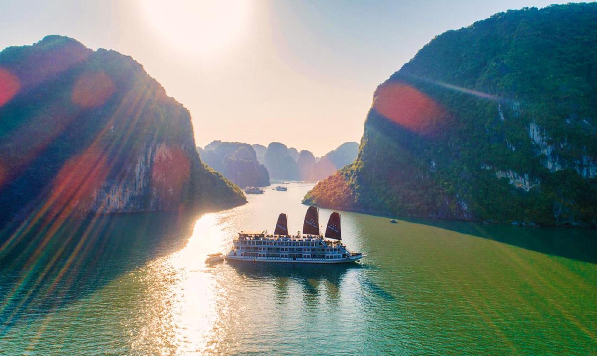 Halong Arcadia Cruise Hotell Ha Long Exteriör bild